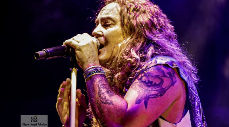 Reseña del LP de Dani Amandi -Un Nuevo Rumbo- y concierto presentación el 26 de marzo en la Sala Vizzio de Alcorcón (Madrid)